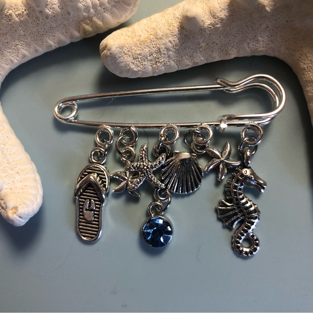 Nwt, Handmade By A Charmed Life. Beautiful Seashore Themed Pin.